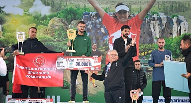 13 ÜLKENİN SPORCULARI ULUSLARARASI YARI MARATONDA BULUŞTU