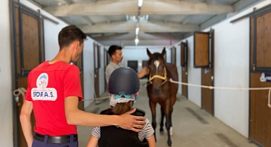 BİNİCİLİK EĞİTİMLERİ YOĞUN İLGİ GÖRÜYOR