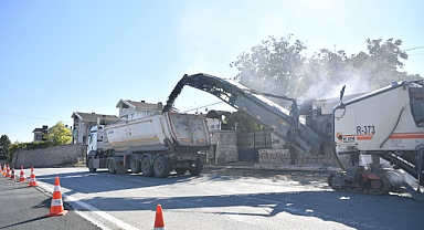 İNSANLARA HİZMET ETMEYİ SEVİYORUZ