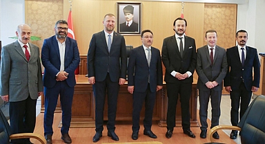 KAYSERİ YOZGATLILAR FEDERASYONUNDAN VALİ ÇİÇEK’E ZİYARET