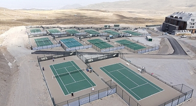 KAYSERİ’NİN ZİRVESİ’NDE ULUSLARARASI TENİS TURNUVASI