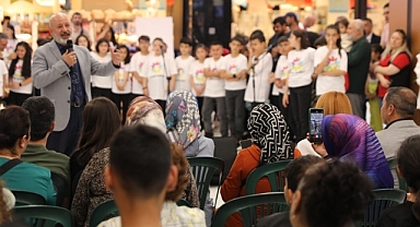 “HER ALANDA GENÇLERİMİZİN VE EVLATLARIMIZIN YANINDAYIZ”