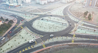 AKILLI KAVŞAKLARLA KAYSERİ TRAFİĞİNİ RAHATLATIYOR