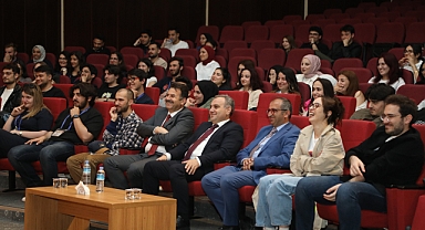 TİYATRO FESTİVALİ PERDELERİNİ AÇTI