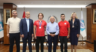 DÜNYA ŞAMPİYONU “ALTIN” SPORCU ARSLAN’I AĞIRLADI