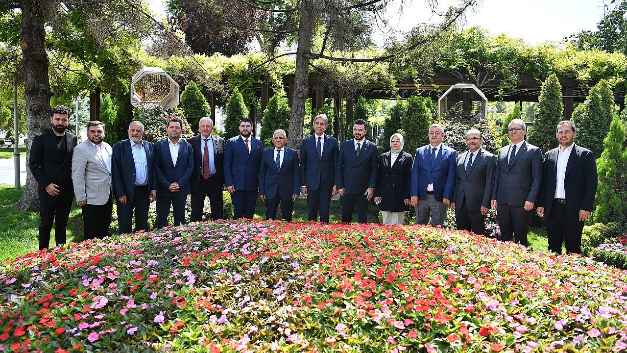 CHP TÜRK SİYASETİNİN YÜZ KARASIDIR