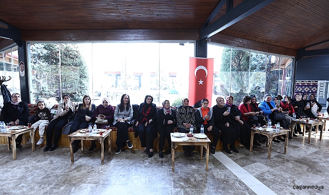 33 KADIN MUHTARI ANLAMLI GÜNDE BİR ARAYA GETİRDİ