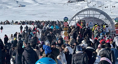 HAFTA SONU YOĞUNLUĞU!