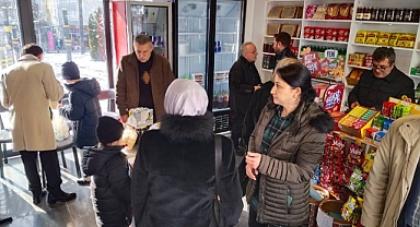 ÖĞRENCİLERE BURS İÇİN MİNİ MARKET AÇILDI