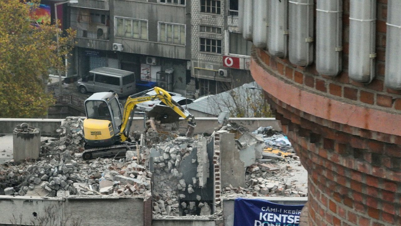 SURİÇİ CAMİKEBİR PROJESİ’NDE DÖNÜŞÜM BAŞLADI