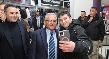 ESNAF VE VATANDAŞLARLA SAMİMİ BULUŞMA