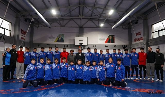 İL MÜDÜRÜ KABAKCI, GÜREŞ SPORCULARIYLA BİR ARAYA GELDİ