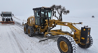 KAR MESAİSİ ARALIKSIZ SÜRÜYOR
