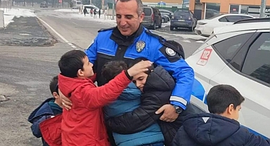 TRAFİKTE EĞİTİMLİ ÇOCUKLAR PROJESİ KAYSERİ'DE HAYATA GEÇİRİLDİ