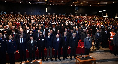 BU MİLLET ASLA YIKILMAZ 