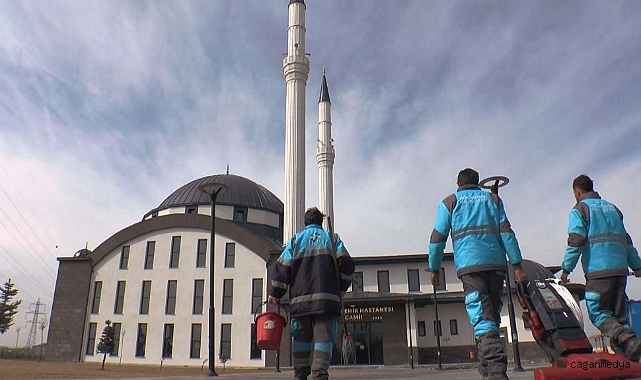 CAMİLER RAMAZAN AYINDA DA GÜL KOKACAK