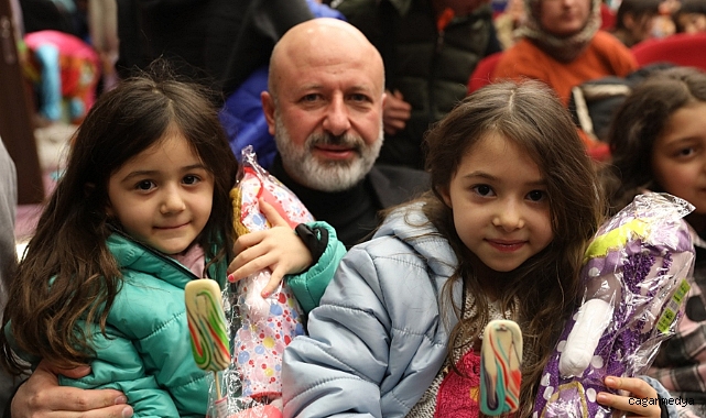 ÇOCUKLAR SİNEMAYLA BULUŞTU, YÜZLER GÜLDÜ