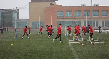 EN İYİ MÜCADELEYİ GÖSTERMEK İSTİYORUZ