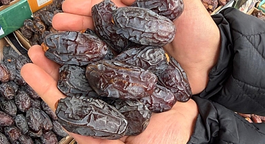 HURMA TEZGAHLARDAKİ YERİNİ ALDI