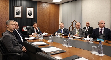 SAĞLIK HİZMETLERİ KAPASİTESİ DEĞERLENDİRİLDİ