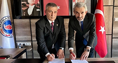 AKKIŞLA BELEDİYESİ’NDE TOPLU İŞ SÖZLEŞMESİ İMZALANDI