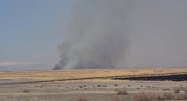 DÜN BAŞLAYAN YANGIN SÜRÜYOR