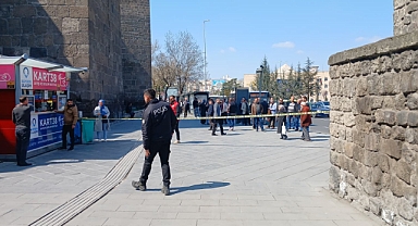 KALESİ SURLARINDA İNTİHAR GİRİŞİMİ