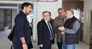 KÜTÜPHANE BİNASINDA İNCELEME