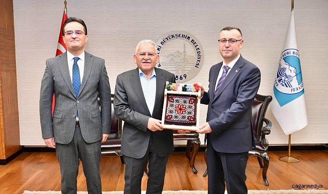 BAŞKAN BÜYÜKKILIÇ’A “ZİYARET” YOĞUNLUĞU