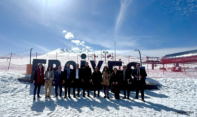 BELÇİKA HEYETİ, ERCİYES’E HAYRAN KALDI