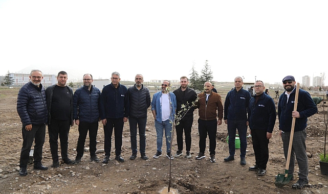 FİDANLAR TOPRAKLA BULUŞTU