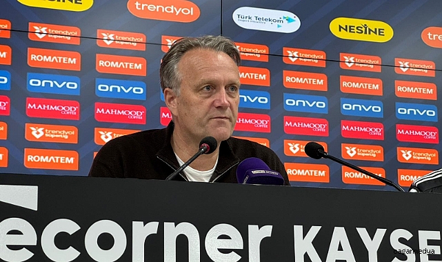 İSTİFA ETMEYİ DÜŞÜNMÜYORUM