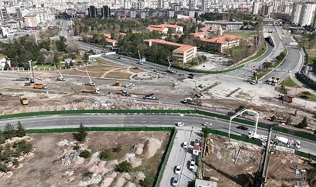 KARTAL KATLI KAVŞAĞI’NDA HUMMALI ÇALIŞMA