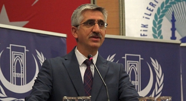 KAYSERİLİ BAKAN YARDIMCISI YILMAZ GÖREVDEN ALINDI