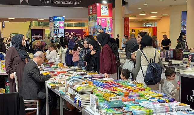 KİTAP KOKUSU ALMAYAN KALMASIN!