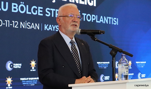 ÖZGÜR BEY'İN ZİHNİ ÖZGÜR DEĞİL