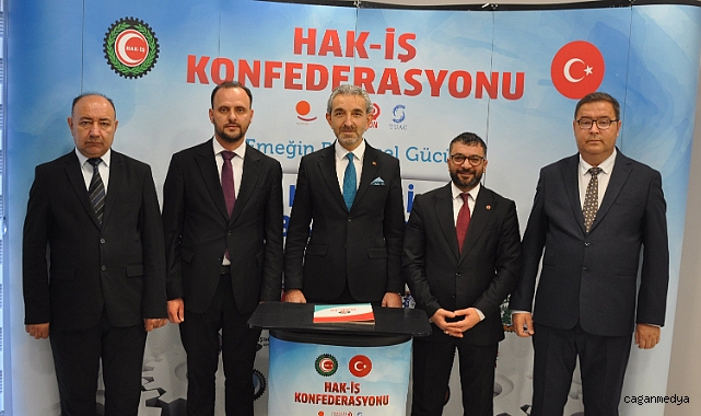 “SAVAŞA, SOYKIRIMA VE ZULME HAYIR!”