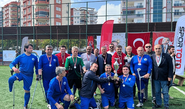 SÜPER LİG'E YÜKSELDİ