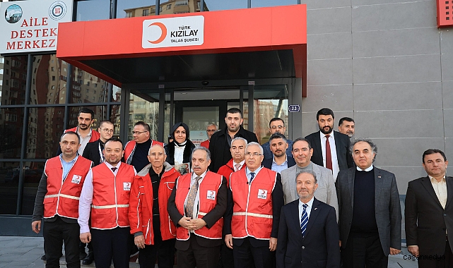 158 YILLIK İYİLİK ÇINARI, TALAS’TA KÖK SALIYOR