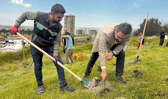 300 FİDAN TOPRAKLA BULUŞTU