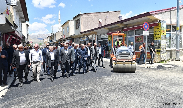 “BİRLİĞİN, BERABERLİĞİN, DAYANIŞMANIN EN GÜZEL ÖRNEKLERİNİ SERGİLİYORUZ”