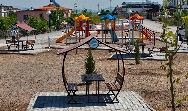 ÇEVRİL MAHALLESİ YENİ PARKINA KAVUŞUYOR