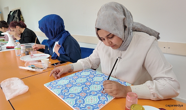 ÇİNİ SANATINA YOĞUN İLGİ