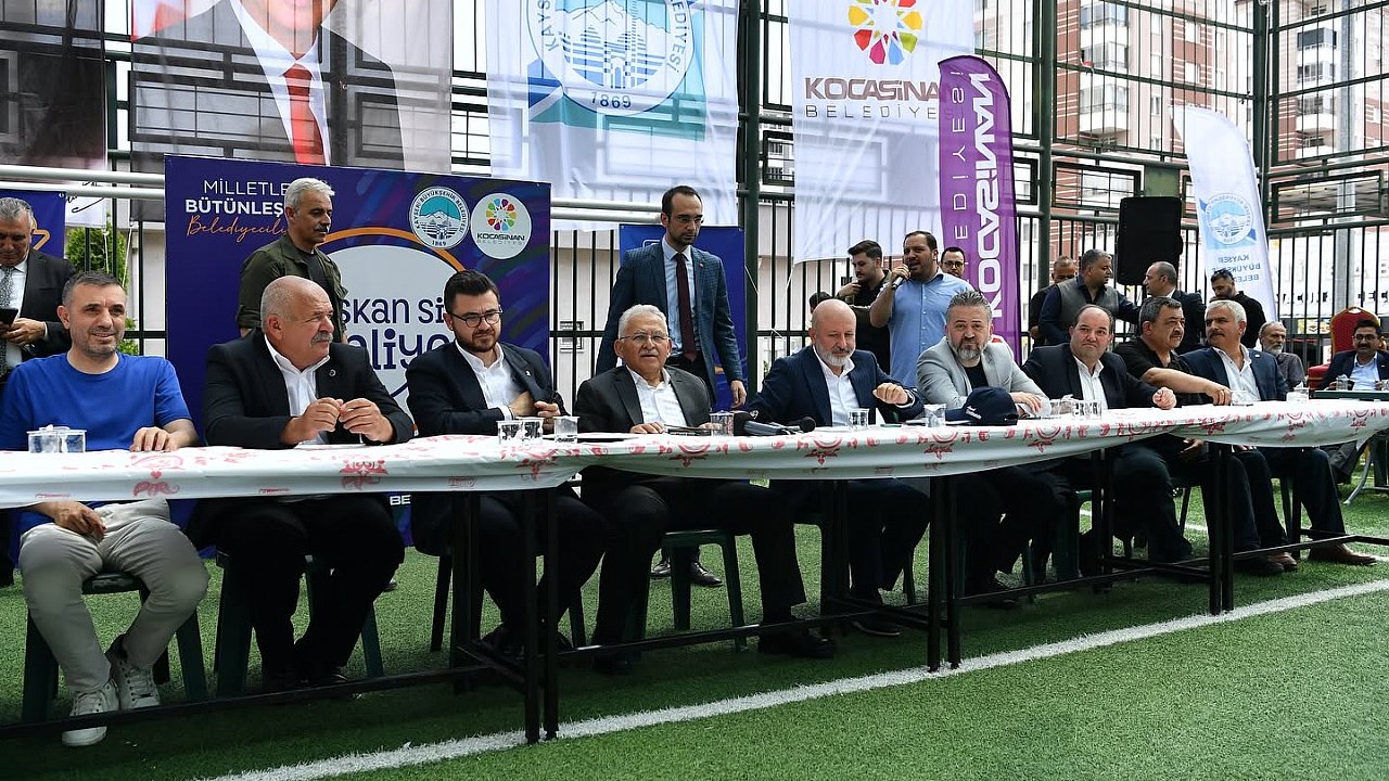 KOCASİNAN’DA VATANDAŞLA DOĞRUDAN İLETİŞİM