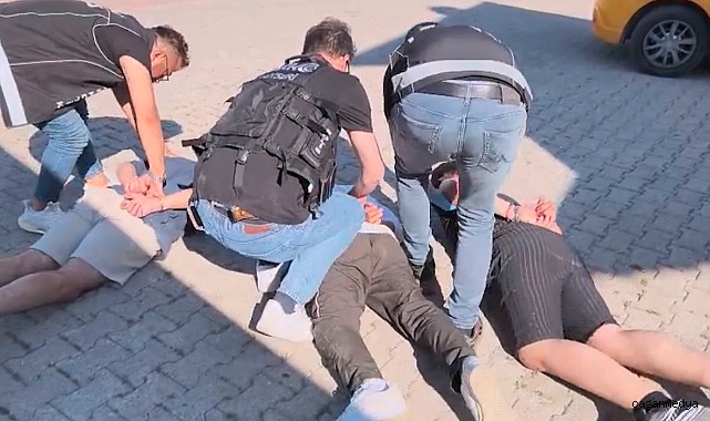 UYUŞTURUCU OPERASYONU: 3 GÖZALTI