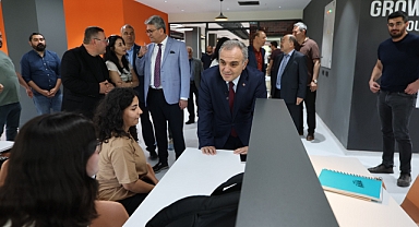 YENİLENEN KADİR HAS MERKEZ KÜTÜPHANESİ HİZMETE AÇILDI