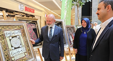 GÖZ KAMAŞTIRAN YIL SONU SERGİSİ
