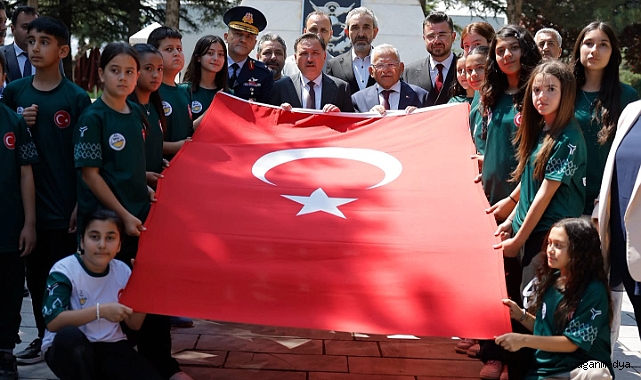 HİÇ KİMSE BİRLİK VE BERABERLİĞİMİZE KASTEDEMEZ